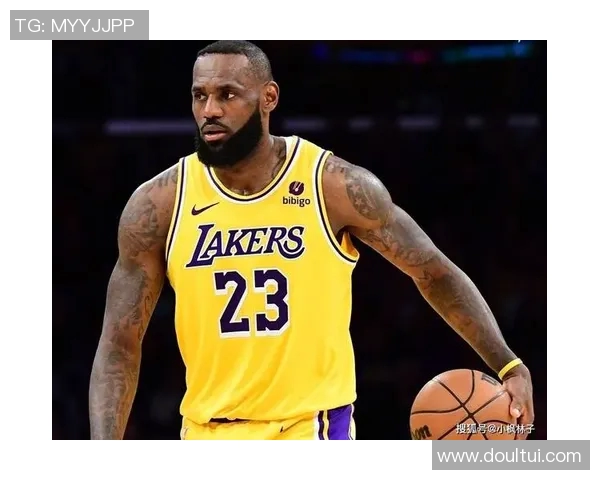 詹姆斯：篮球场上的传奇之路与未来的无限可能